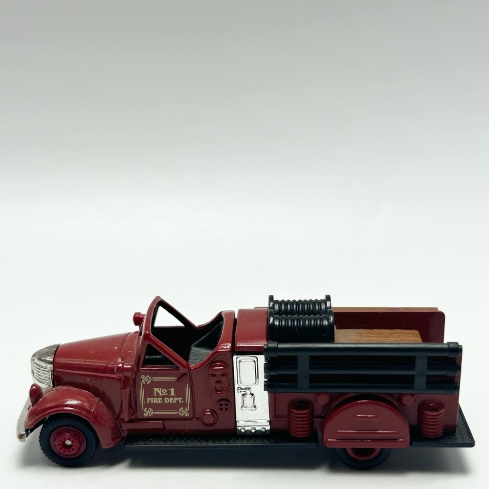 🚒🥇🧑‍🚒👨‍🚒🧯1939 Ward LaFrance No HF 430 Fire Truck.